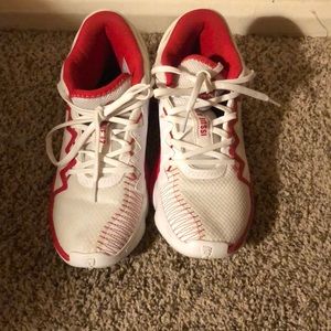 Basketball men shoes